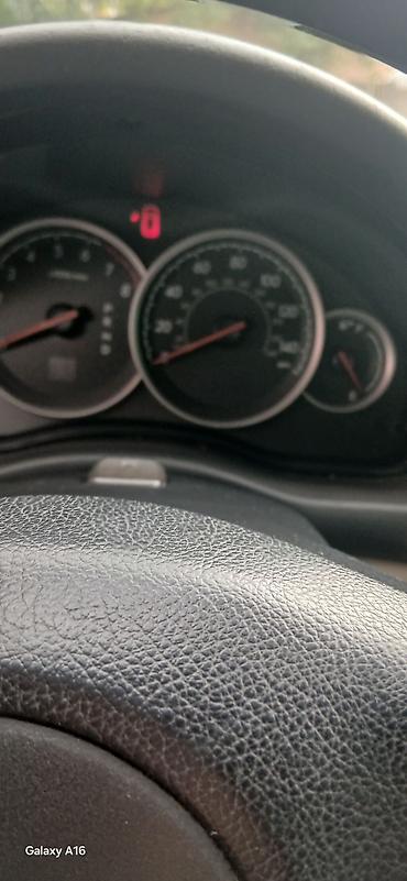 Subaru Outback: 2005 г., 2.5 л, Автомат, Бензин, Универсал at lalafo.kg — 7 Subaru Outback: 2005 г., 2.5 л, Автомат, Бензин, Универсал — 7