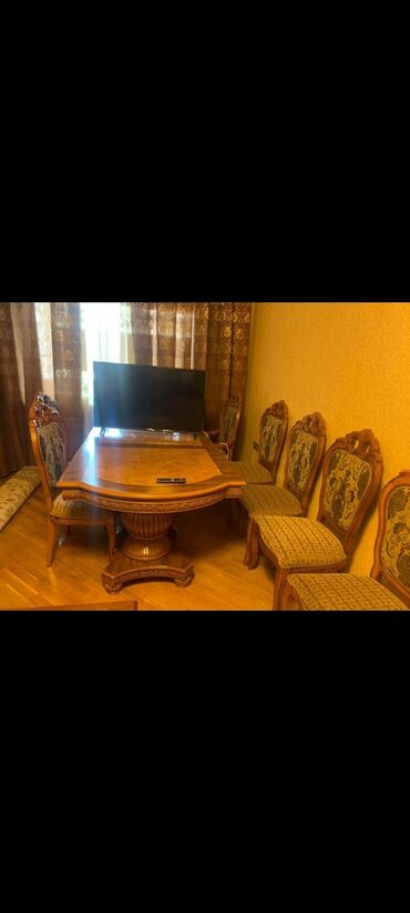 malaziya masa ve oturacaq: Qonaq otağı üçün, İşlənmiş, Açılan, Dördbucaq masa, 8 stul, Malayziya