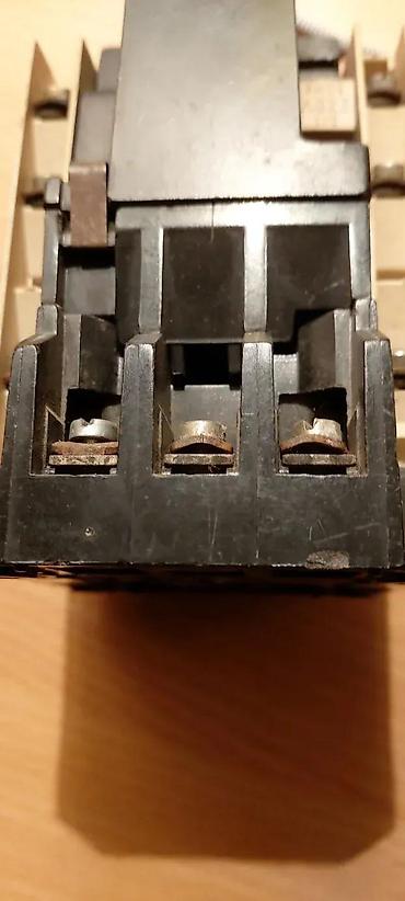Ostali elektro materijali: ISKRA KONTAKTOR K25 220VAC | ISKRA kontaktor K25 220VAC, demontiran — 4