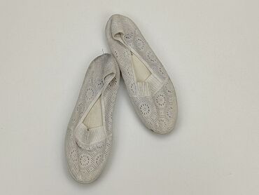 buty ze świecąca podeszwą dla dziewczynki: Mokasyny 37, stan - Zadowalający