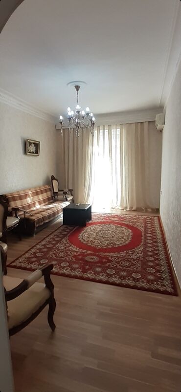 Mənzil alıram: Bakı, Əhmədli, 2 otaqlı, Köhnə tikili, m. Həzi Aslanov, 53 kv. m