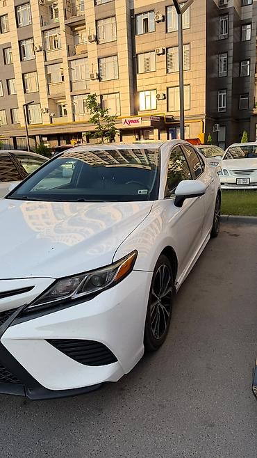 camry 55 exclusive: Toyota Camry: 2018 г., Автомат, Седан — 2
