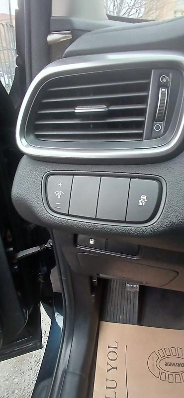 Kia: Kia Sorento – geniş və rahat ailə krossoveri - Kuzov: göy rəng - — 10