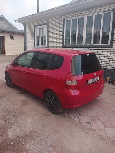 hyundai trajet: Honda Fit: 2002 г., 1.3 л, Автомат, Бензин, Купе — 3
