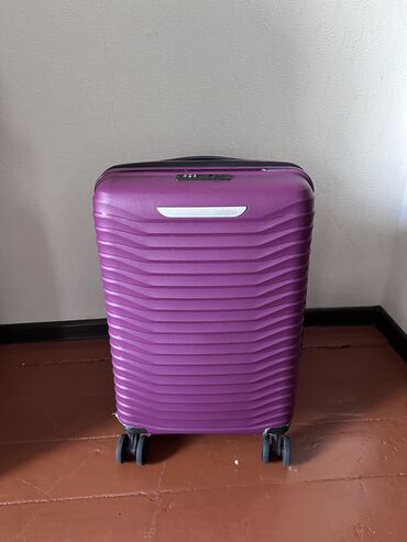 авто сумки: Продаю чемодан маленький 
Новый
Город Токмок