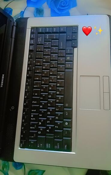 iphone 5 's: Toshiba Satellite noutbuk Xüsusiyyətlər: - Brend/model: Toshiba