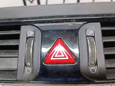 аварийное: Кнопка аварийной сигнализации HYUNDAI Grandeur IG G6DG 2018 (б/у) — 1