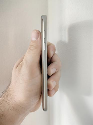ruter prodaja: Samsung S7 gold otključan za sve mreže, sa 4/32 gb memorije, dobro — 3