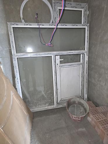 torba asfalt: Üstdən çıxma qapı pəncərə qapılar 3 ədəd. -- ölçü - 80x250 pəncərə 1 — 1