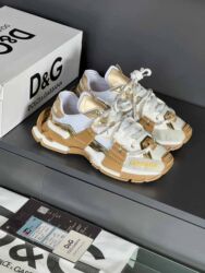 Women's Sneakers and athletic shoes: 41 — 26