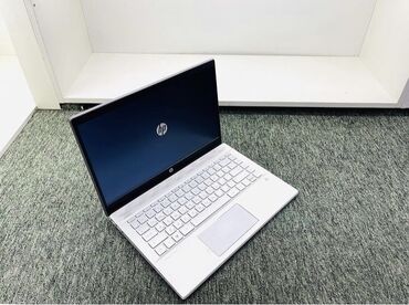 Ультрабук HP
-модель-pavilion 14-ce1005ur
-процессор-core i3/8145U/2