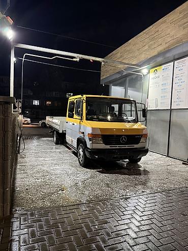Грузовой бортовой Mercedes-Benz Vario (двухрядная кабина) коробка мех