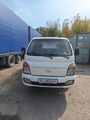 Легкий грузовик, Hyundai, Стандарт, 1,5 т, Б/у at lalafo.kg Легкий грузовик, Hyundai, Стандарт, 1,5 т, Б/у