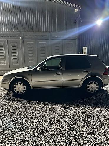 Volkswagen: Volkswagen Golf: 2001 г., 1.6 л, Механика, Бензин, Хэтчбэк — 1