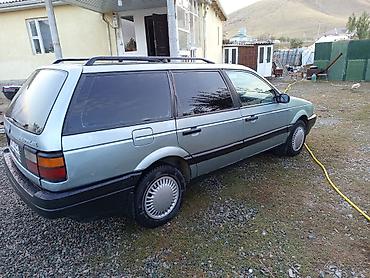 краска на авто: Volkswagen Passat Variant: 1990 г., Механика, Бензин, Универсал — 2