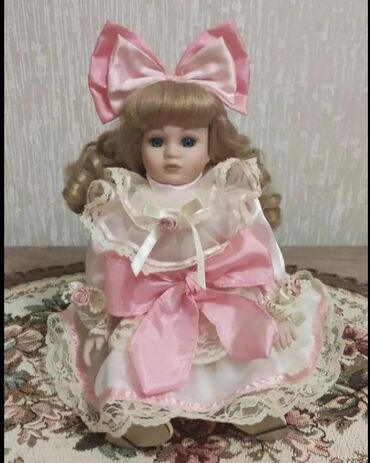 Oyuncaqlar: Ingiltere farfor kukla yeni 50 azn. Qiymetle ferqlidir sekili çevrib -da lalafo.az — 2 Oyuncaqlar: Ingiltere farfor kukla yeni 50 azn. Qiymetle ferqlidir sekili çevrib — 2