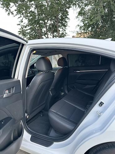 byd leopard 5: Hyundai Avante: 2019 г., 1.6 л, Автомат, Бензин, Седан — 10