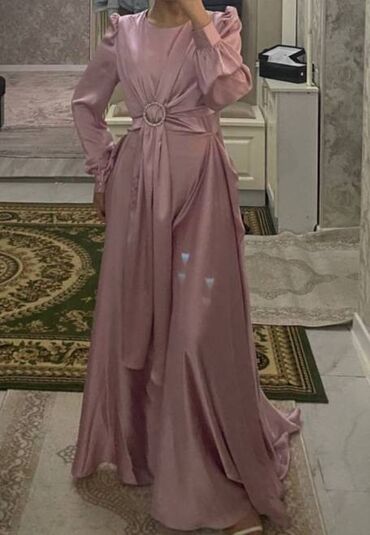 розовое платье с: Вечернее платье, Коктейльное, Длинная модель, Шелк, С рукавами, Шлейф, S (EU 36), M (EU 38)