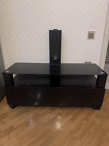 dekor ref: Mebel: Qara TV stendi - Material: yuxarı hissəsi şüşə rəf, korpus — 1
