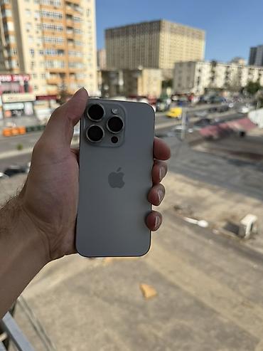 prodat iphone: IPhone 15 Pro, Natural Titanium, Face ID — 10