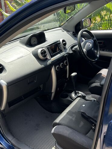 Toyota: Toyota ist: 2003 г., 1.5 л, Автомат, Бензин, Хэтчбэк — 8