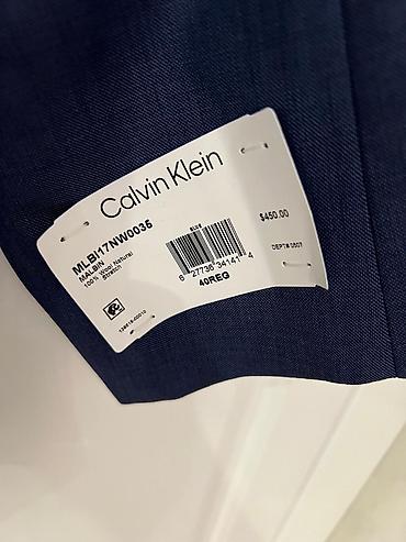 Kişi geyimləri: Calvin Klein orijinal brendinə məxsus kostyum. 450 $ (dollara) — 2