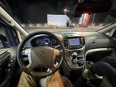 atego 818: Hyundai H-1: 2020 г., 2.5 л, Автомат, Дизель, Минивэн — 10