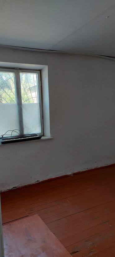 суточный квартира бишкек аламедин 1: 2 комнаты, 50 м², 1 этаж, Старый ремонт