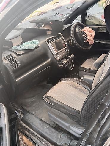 Кузов бөлүктөрү: Honda Stream (правый руль), черный, 7-местный компактвэн — на разбор — 3