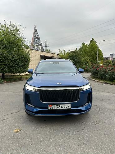 Lixiang: Lixiang One: 2020 г., 1.2 л, Гибрид, Кроссовер — 1