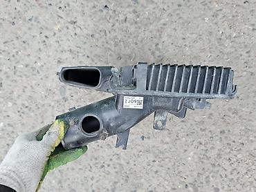 Другие автозапчасти: Корпус воздушного фильтра Mazda Demio, 2003г.в. Оригинал б/у, из — 4