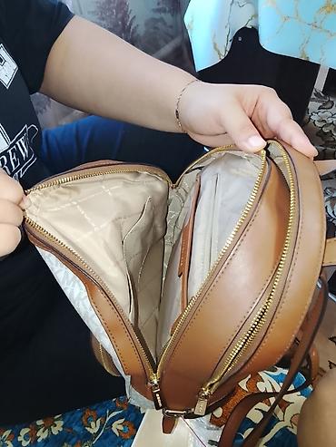 Аксессуары: Оригинал Рюкзак Michael Kors Jaycee MD Zip Backpack - Модель — 3