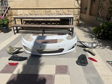 hyundai ehtiyat hisseleri islenmis: Hyundai Accent 2013 Ağ rəng zbor qabağ detallar ümumi 200 azn