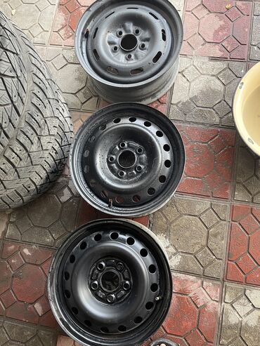сколько стоят зимние шины на машину: Диски R15 5/114 Хонда тойота 3 шт