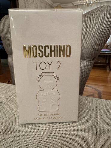 Ətriyyat: Orginal Moschino Toy 2 100 ml Eau de parfum duty free den alinib