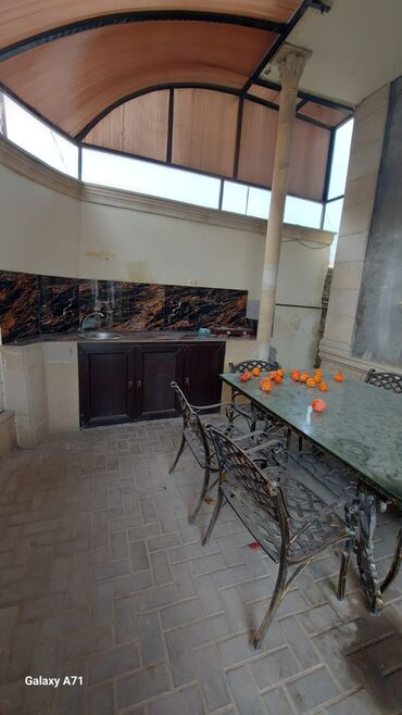 Həyət evləri və villaların satışı: Bakıxanov qəs. 6 otaqlı, 300 kv. m, Yeni təmirli — 2