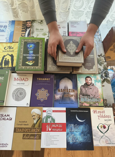 Dini kitablar: 📚 Dini ədəbiyyat satılır Şəxsi kitabxanama aid olan dini ədəbiyyatımı — 2