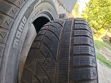 зимные шины 15: Комплект зимних шин Momo SUV (шипов нет) — 4 штуки. Размер: 215/60 — 4