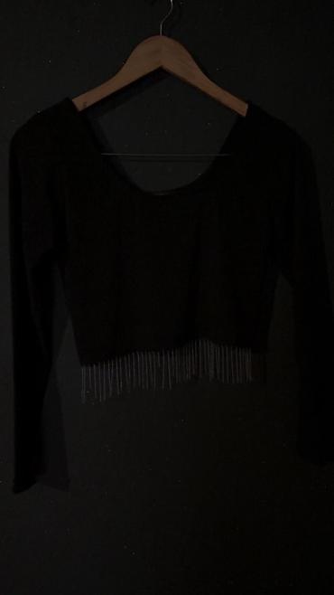 Dəstlər, kostyumlar: Qadın geyim dəsti – 4 parçalı İcinde hec geyinilmemis ve yeni olanida — 10