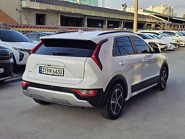 киа нрио: Kia Niro: 2022 г., Гибрид, Кроссовер — 5