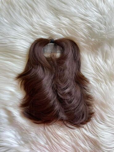 Perike i klipse: Novi model punđe sa češljićem
Cena:1300din na lalafo.rs — 11 Perike i klipse: Novi model punđe sa češljićem
Cena:1300din — 11