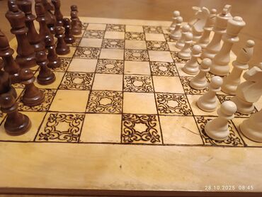Şahmatlar: Əl işi taxta şahmat dəsti - Material: tamamilə ağacdan hazırlanmış — 5