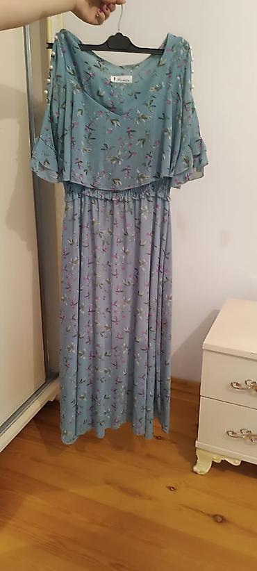 Mavi rəngdə, xırda çiçək naxışlı uzun paltar - Stil: Boş kəsimli, bel lalafo.az -da Mavi rəngdə, xırda çiçək naxışlı uzun paltar - Stil: Boş kəsimli, bel