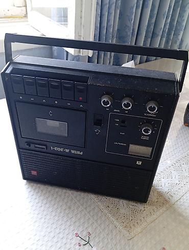 Audio: Ritm M-202-1 portativ kaset maqnitofonu Xüsusiyyətlər: - Kaset pleyer — 2