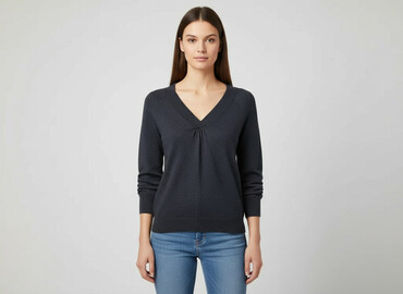 pull and bear sweter: Светр жіночий, розмір M