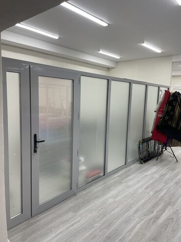 Алюминиевые окна на заказ: Алюминиевое окно на заказ, Тип окна: Балконные, Витражные, Мансардные, Бесплатная установка, В рассрочку — 7