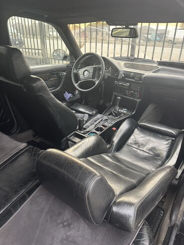 BMW: BMW 5 series: 1990 г., 2.5 л, Механика, Седан — 9