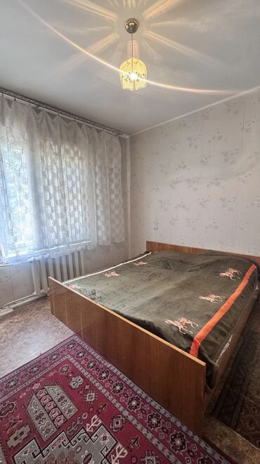1 комнатная квартира на ночь: 2 комнаты, Агентство недвижимости, Без подселения, С мебелью полностью