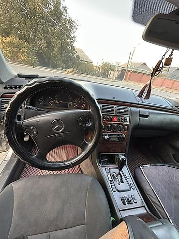 w210 2 7: Mercedes-Benz E-Class: 2000 г., 2.6 л, Автомат, Бензин, Седан — 6