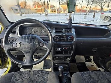 Daihatsu: Daihatsu Sirion: 1998 г., 0.1 л, Механика, Бензин, Хэтчбэк — 9